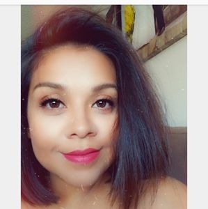 Meet your Posher, Brisa